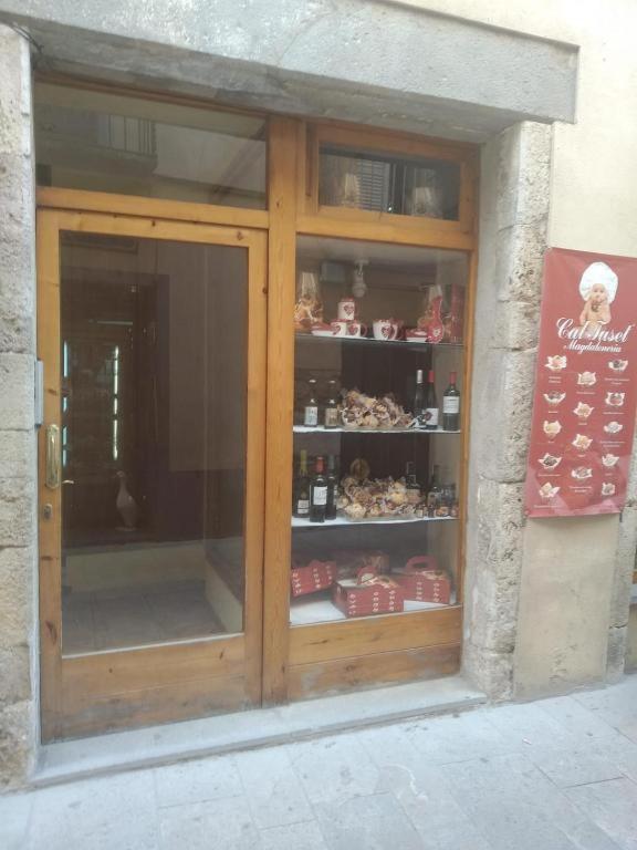 Apartament Can Mingu 2On Pis Besalú Exterior foto